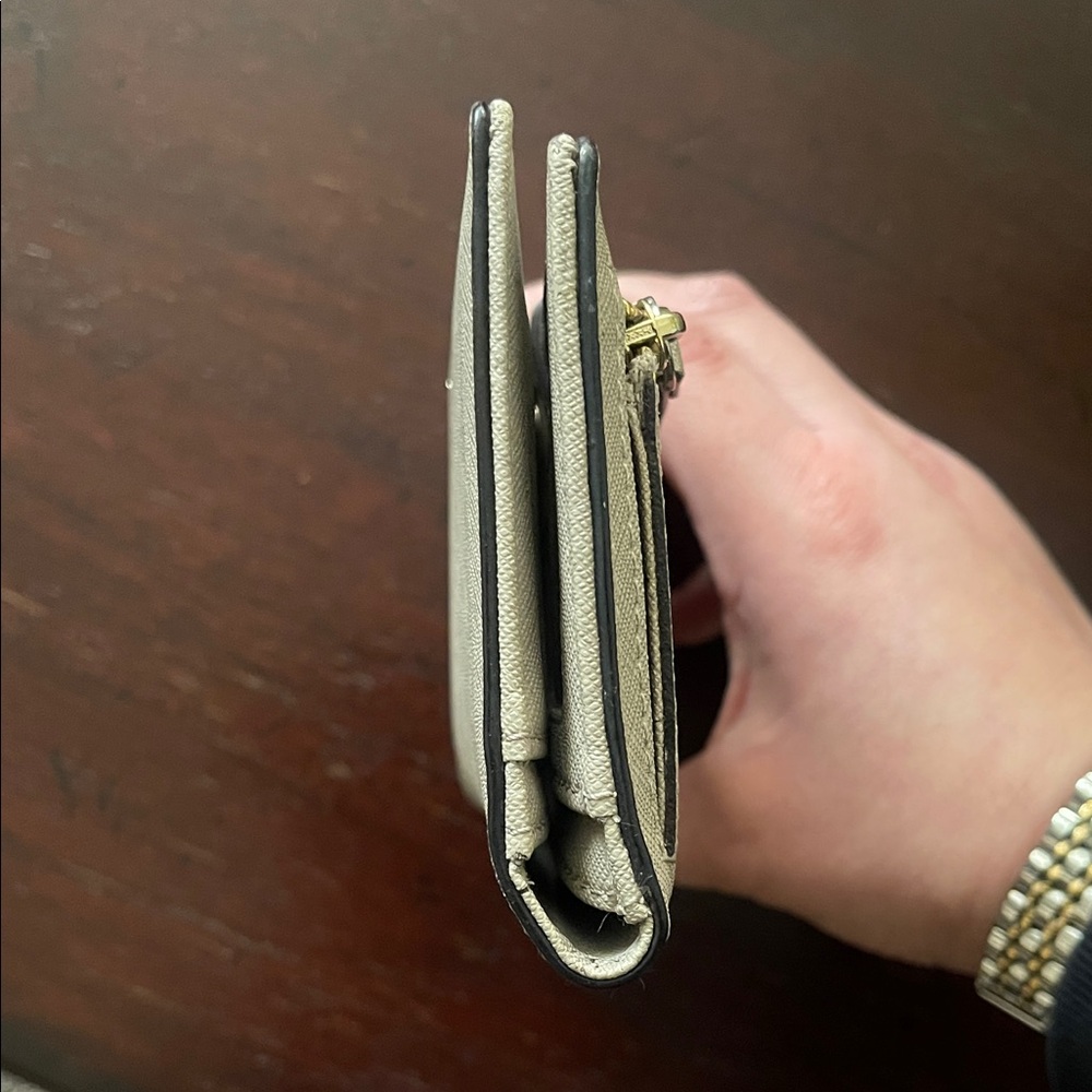 Kate Spade Beige Leather Wallet - Picture 4 of 7